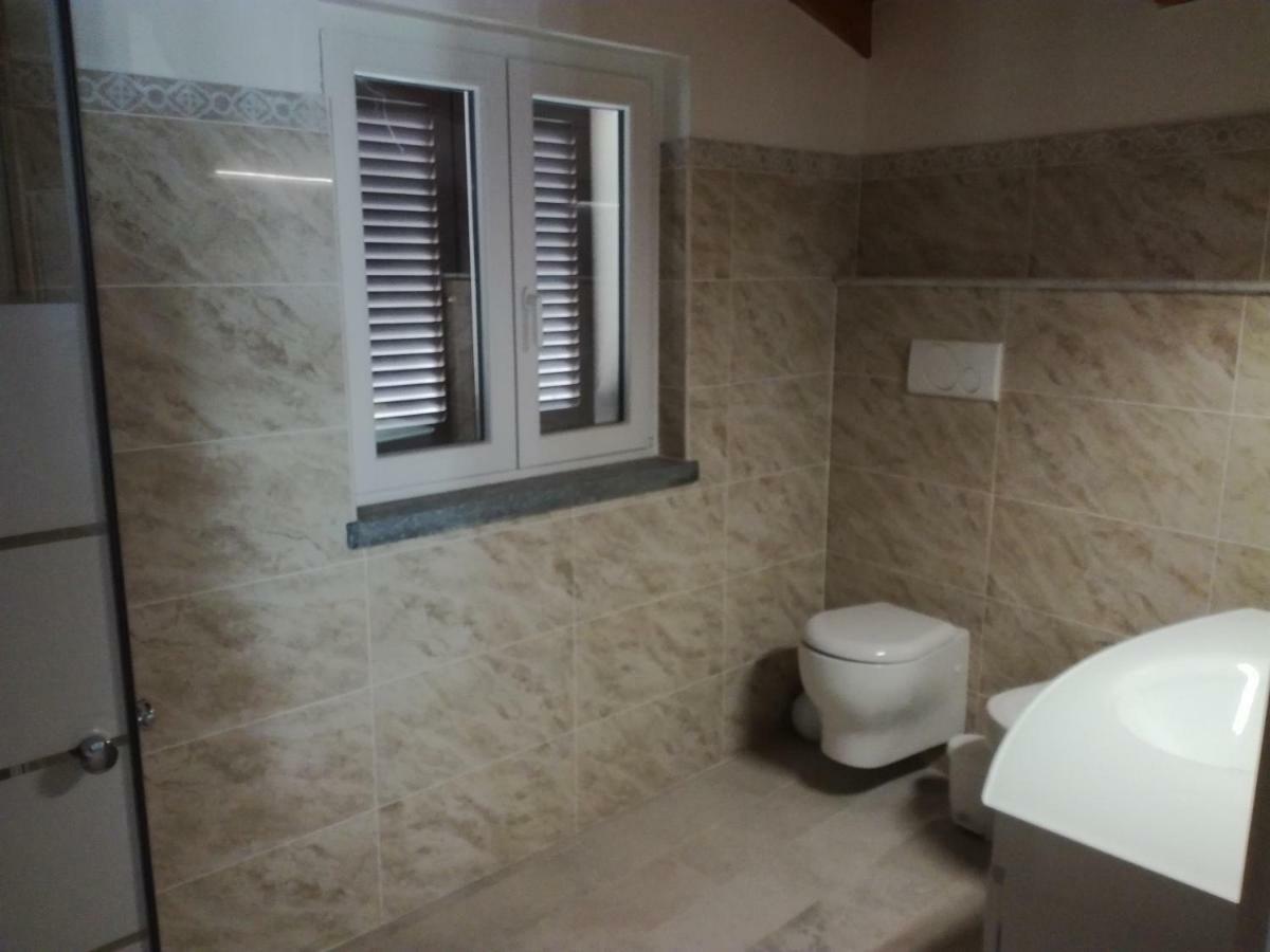 Casa Stefania Διαμέρισμα Mandello del Lario Εξωτερικό φωτογραφία